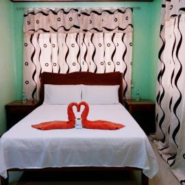 CHISIPHIL Homestay Port Barton: Port Barton şehrinde bir otel