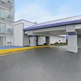 Howard Johnson by Wyndham Saint Joseph Benton Harbor, hotelli kohteessa Benton Harbor