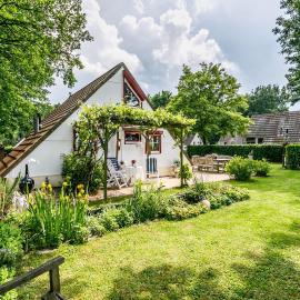 Julia's Holiday Home โรงแรมในซิมเปลเวลด์