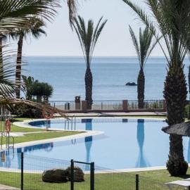CN-340 Suites, hotel a Estepona