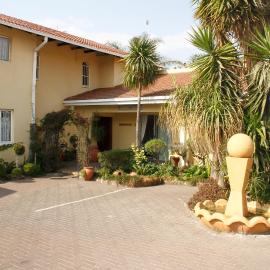 Kalahari Guest House, khách sạn ở Witbank