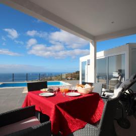 Villa Por do Sol, hotel in Estreito da Calheta