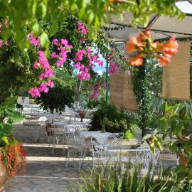 Hotel Helios Splendid, hotel a Boukari