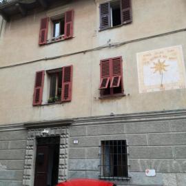 Comodo appartamento nel centro di Sassello – hotel w mieście Sassello