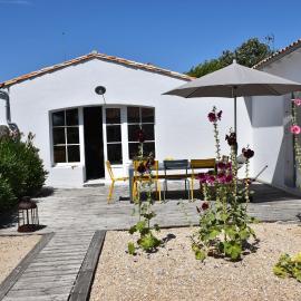 Villa Blanche, hotel i Loix
