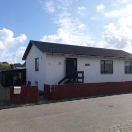 Apartment Fanny fri adgang til svømmehal, מלון בהביד סנדה