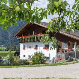 Lahnerhof, Hotel in Sand in Taufers
