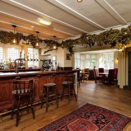 The Wheatsheaf at Beetham，Sandside的飯店