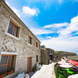 Just Coffee Hostel 5, hotel a Beigan