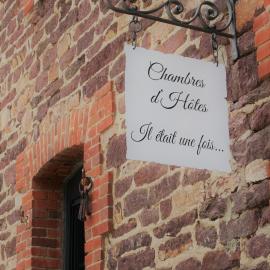 Il était une fois Brocéliande，Saint-Malon-sur-Mel的飯店