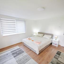 Lovely House Apartment