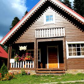 Alpine ski chalet Borovets with sauna, hotel sa Borovets