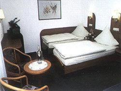 Hotel zur Eisenbahn, hotel a Rodgau