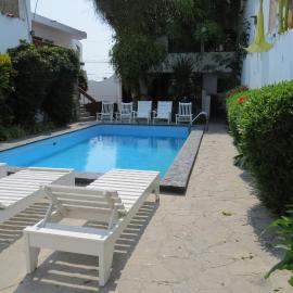 Huanchaco Hostal, ξενοδοχείο σε Huanchaco