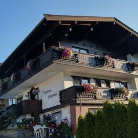 Landhaus Wörgartner, hotel u gradu 'Going'