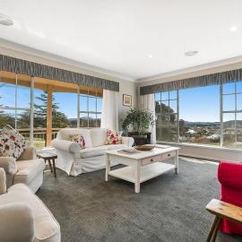 Molong House WIth A View, NSW, מלון בMolong