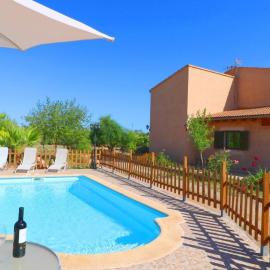Can Olivaret, hotel em Campos