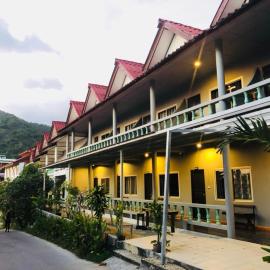 Petit Suncliff Resort, hotel in Hat Rin