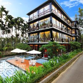 Full House Homestay, hotel i Yuchi