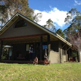 Scotsdale Valley Studios, מלון בHarewood