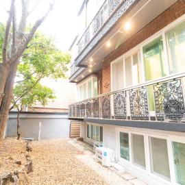 Dawoo House 1 in Hongdae, hotel in Seoul