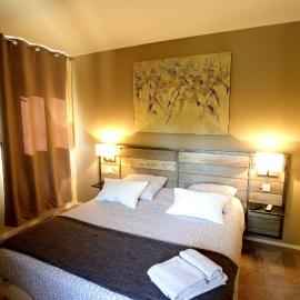 L'Oustaou, hôtel à Château-Arnoux-Saint-Auban