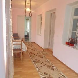 Jimsher Naveriani Guesthouse, hotel a Zhabeshi