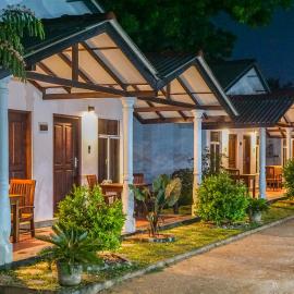 Luna Beach Hotel, Hotel in Nilaveli