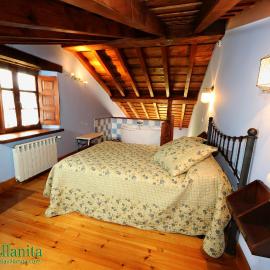 Posada La Villanita, hotel v destinaci Novales