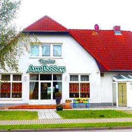 Pension Am Bodden – hotel w mieście Ribnitz-Damgarten