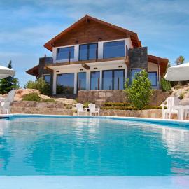 Suites de la Colina โรงแรมในลากุมเบรซิตา