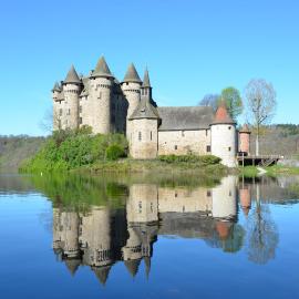 Chateau De Val, hotel em Lanobre