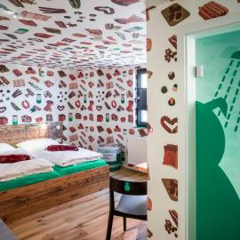 BRATWURSThotel, hotel in Georgensgmünd