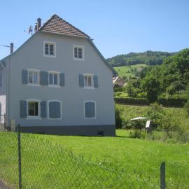 Gite en pleine verdure au coeur du village, hotel v destinácii Lapoutroie