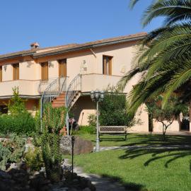 Agriturismo S´Aranada, khách sạn ở Marrùbiu