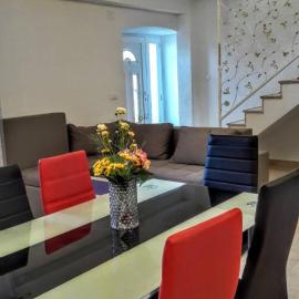 Holiday apartments Maslina Paho, hotel in Babino Polje