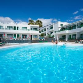 Apartamentos Elena, hotel v destinácii Puerto del Carmen