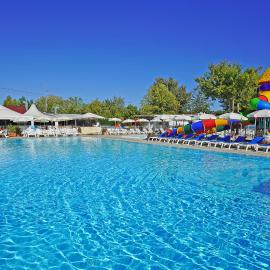 Camping Village Butterfly, hotelli kohteessa Peschiera del Garda