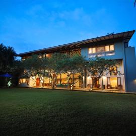 Saffron & Blue, Hotel in Bentota