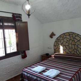 Cuevas Lourdes, hotell i Benamaurel