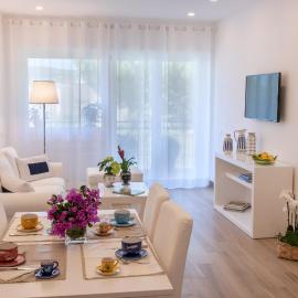 Solymar Apartments, hotel in Sorrento