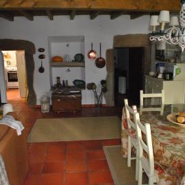 Casa típica alentejana, Hotel in Alpalhão