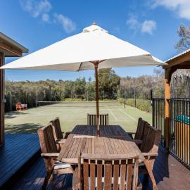 The Heyfield Hideaway: Tennis & Spa