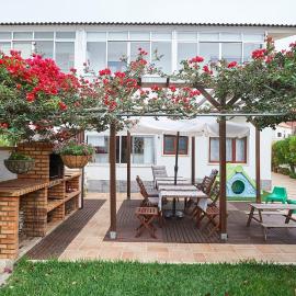 Beija-Flor House, hotel in Ribamar