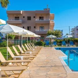 Niko Elen, Adults Only, hotel u gradu 'Stalida'
