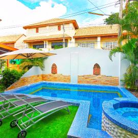 Grande Adam Private Pool Villa, hotel i Pattaya Central