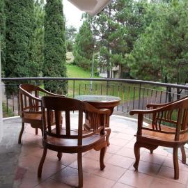 VILLA 5CEMARA, Hotel in Batureo 1
