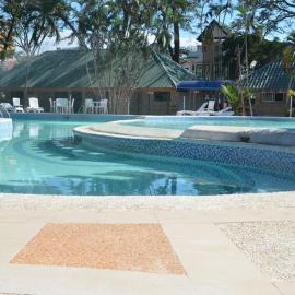 Hotel 45 Beach Resort, хотел в Бауанг
