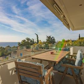 Best Seaview Saronida Athens Riviera, hotel in Saronida