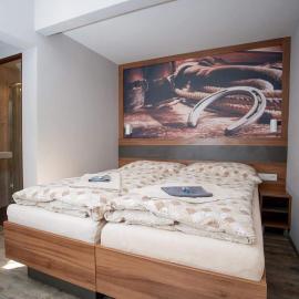 Hotel U koně, хотел в Бероун